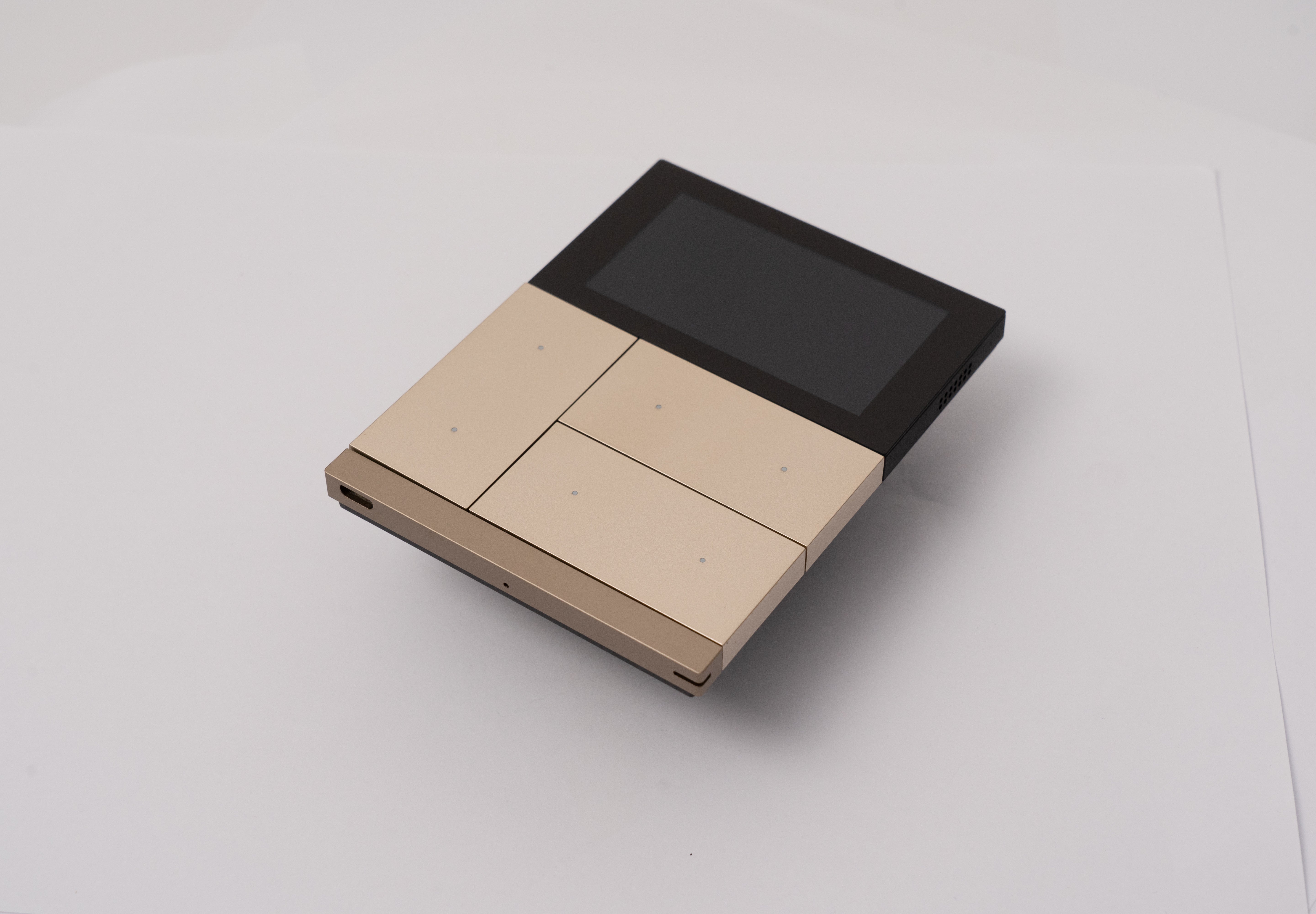 KNX Controller Touch & Pad, Metal, Black IPS capacitive touch panel & mechanical button