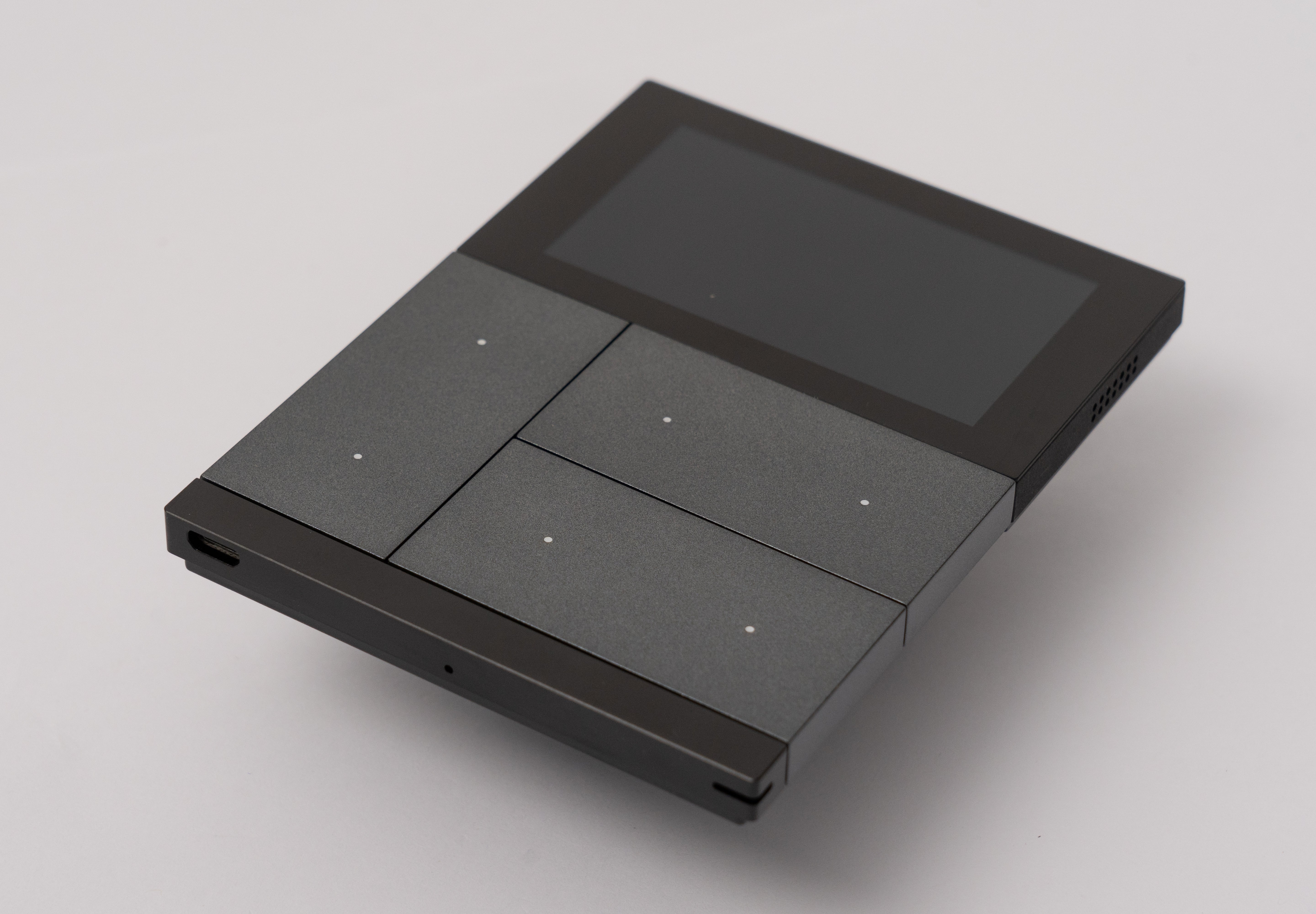 KNX Controller Touch & Pad, Metal, Black IPS capacitive touch panel & mechanical button
